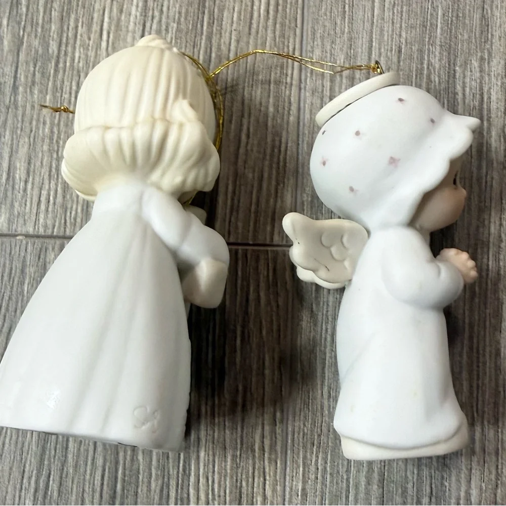 Vtg Precious Moments Old Rugged Cross & First Noel Ornaments Lot of 2 - Picture 5 of 9
